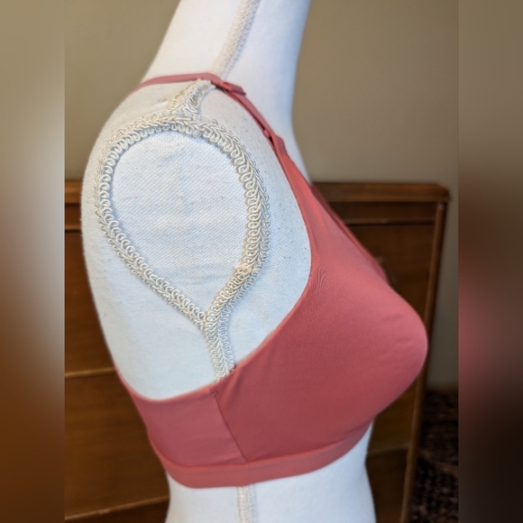 Victoria Sport STRAPPY Racerback Sports Bra 34C - Picture 6 of 12